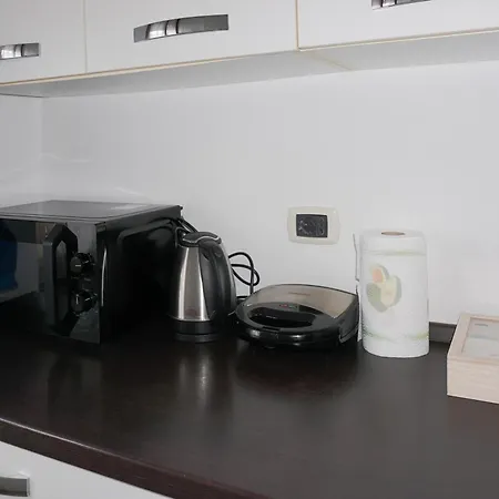 Apartament Confortevole A - Wi-fi E Parcheggio Inclusi *